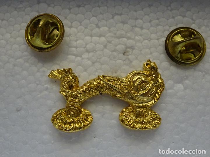 Collection pins: PIN DOBLE. LLAMADOR DE TRONO DE SEMANA SANTA COFRAD&Iacute;AS HERMANDADES SEVILLA PASO MISTERIO AMARGURA