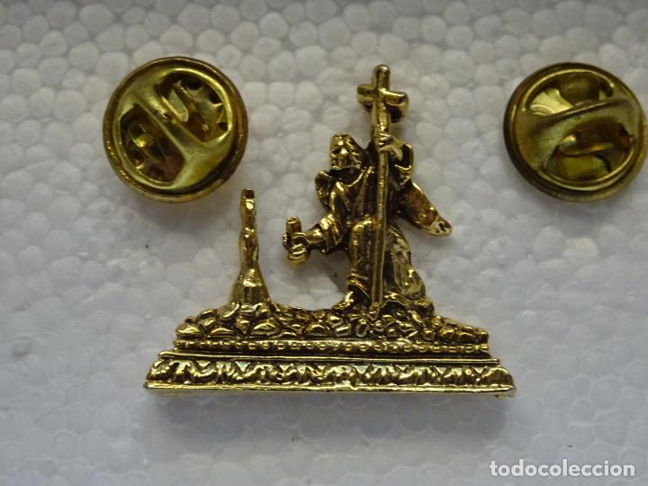 Pins de cole&ccedil;&atilde;o: PIN DOBLE. LLAMADOR DE TRONO DE SEMANA SANTA COFRAD&Iacute;AS HERMANDADES SEVILLA PASO MISTERIO MONTESI&Oacute;N