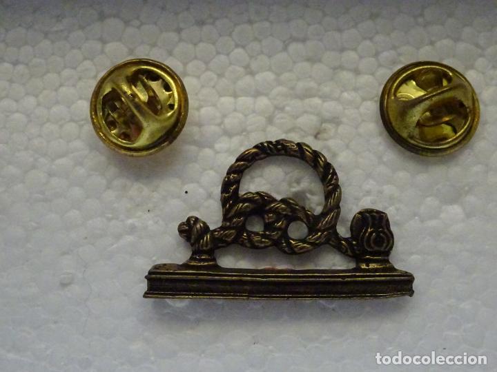 Sammlung von Pins: PIN DOBLE. LLAMADOR DE TRONO DE SEMANA SANTA COFRAD&Iacute;AS HERMANDADES SEVILLA. PASO LA BOFET&Aacute;