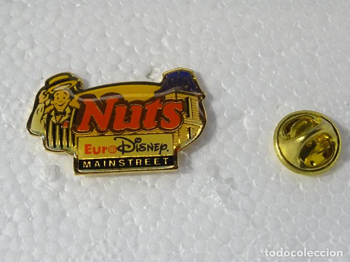 Pins de cole&ccedil;&atilde;o: PIN DE DIBUJOS ANIMADOS. PARQUE ATRACCIONES EURO DISNEY. EURODISNEY. CHOCOLATINAS NUTS MAIN STREET