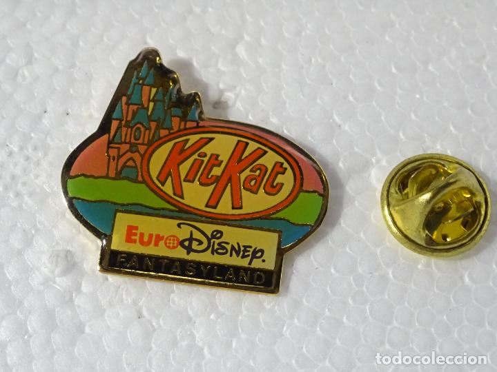 Pins de colecci&oacute;n: PIN DE DIBUJOS ANIMADOS. PARQUE ATRACCIONES EURO DISNEY. EURODISNEY CHOCOLATINAS KIT KAT FANTASYLAND