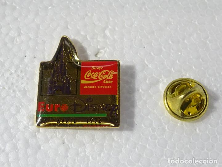 Collection pins: PIN DE DIBUJOS ANIMADOS. PARQUE ATRACCIONES EURO DISNEY. EURODISNEY COCA COLA 12 ABRIL 1992