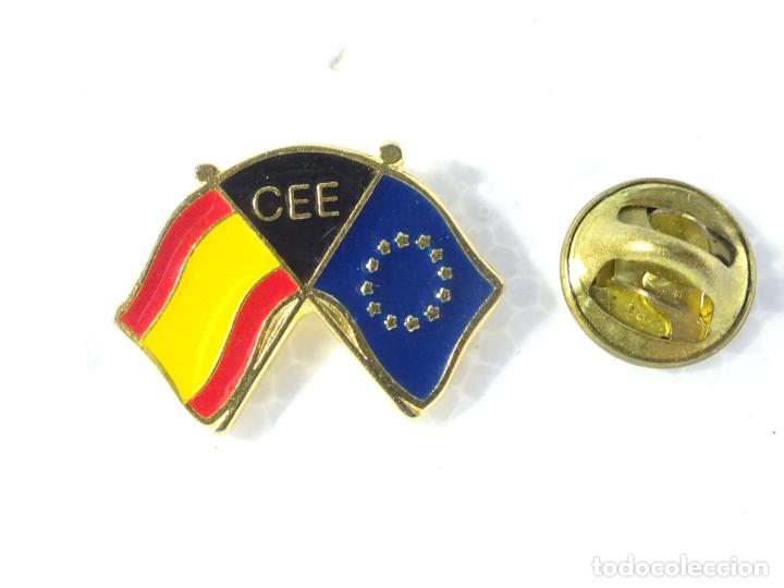 Collection pins: PIN DE BANDERAS TURISMO. BANDERA CEE EUROPA Y ESPA&Ntilde;A