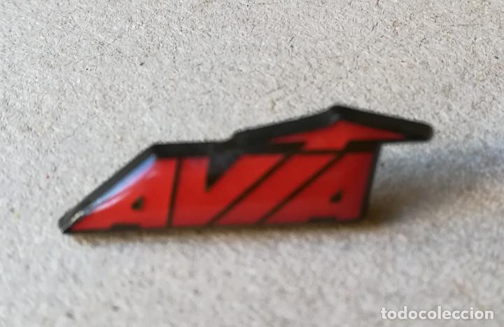 Pins de colecci&oacute;n: PIN PUBLICITARIO. AVIA. - Foto 1