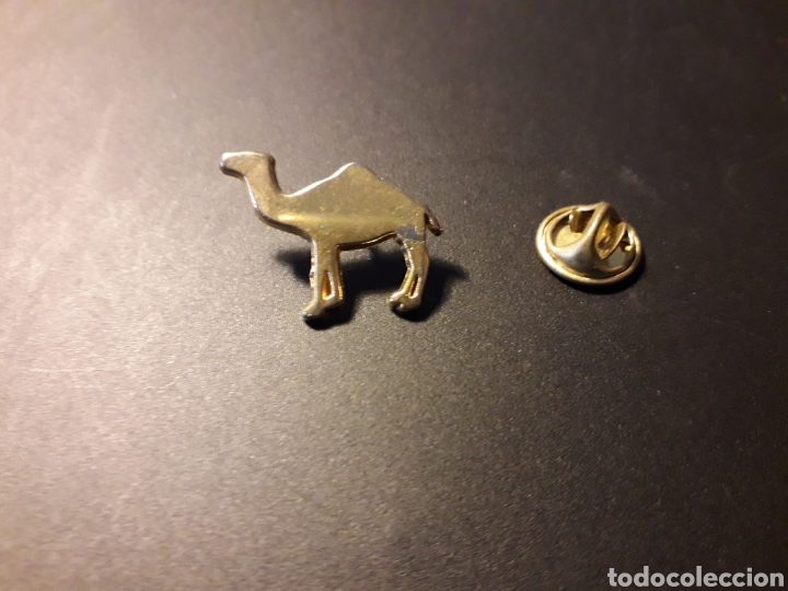 Pins de colecci&oacute;n: PIN CAMEL. TABACO PEDIDO M&Iacute;NIMO 3&euro; - Foto 1