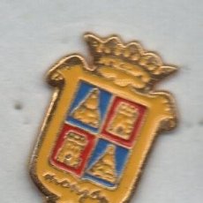 Pin's de collection: PIN-HERALDICO-MONZON-HUESCA. Lote 323064603