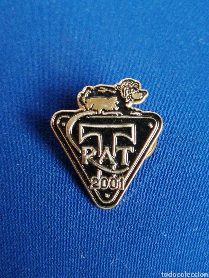 Sammlung von Pins: RAT T 2001 PIN