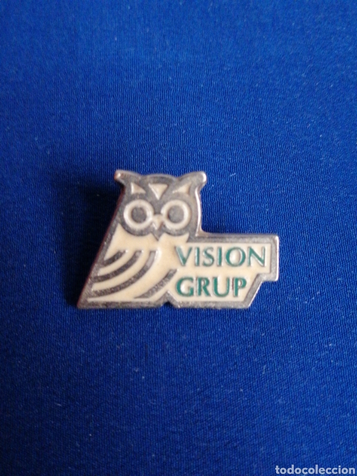 Collection pins: VISION GRUP B&Uacute;HO PIN
