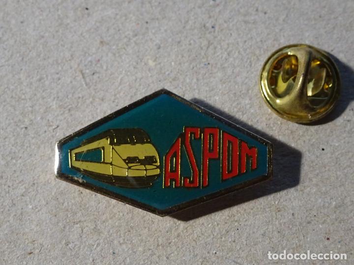 Collection pins: PIN DE TRENES FERROCARRILES. FRANCIA. TREN ASPOM