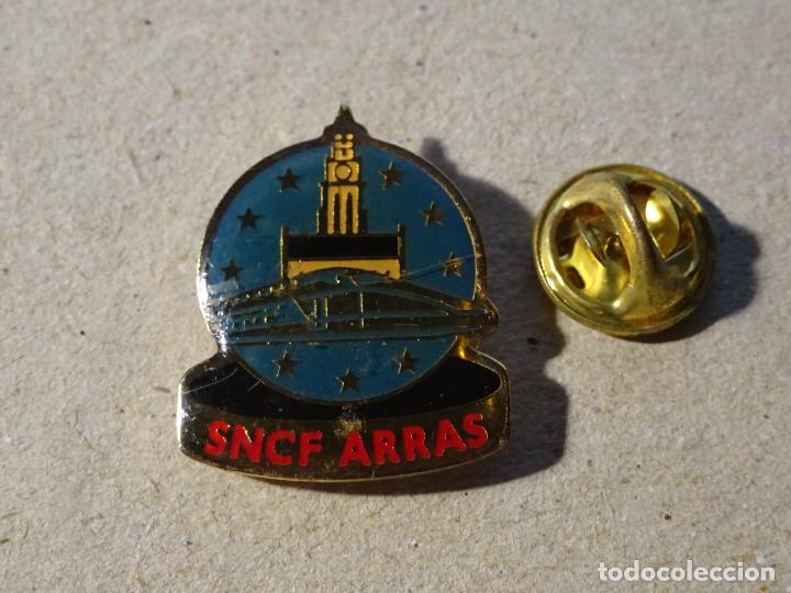 Pins de colecci&oacute;n: PIN DE TRENES FERROCARRILES. FRANCIA. TREN SNCF ARRAS