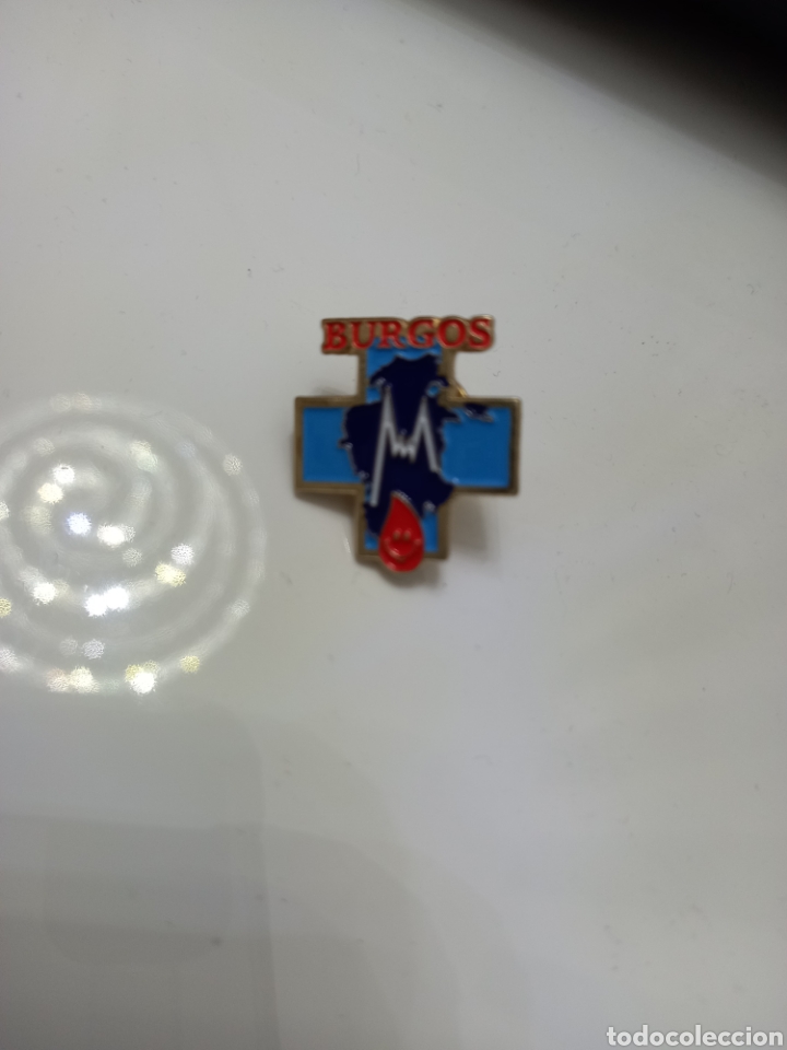 Pins e Spille di collezione: Pin banco de sangre Burgos