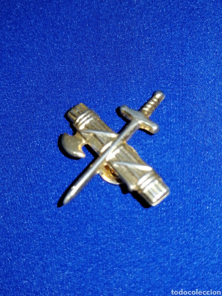 Sammlung von Pins: GUARDIA CIVIL PIN DE ROSCA