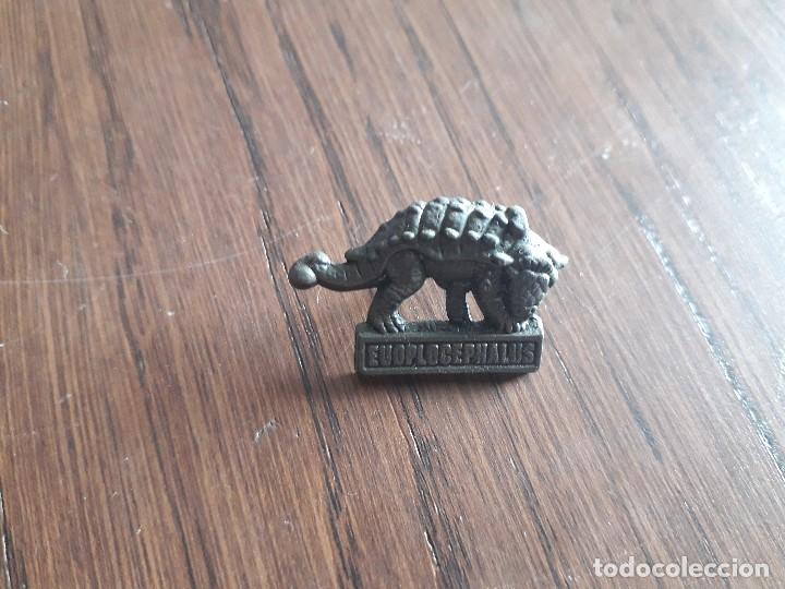 Pins e Spille di collezione: pin de dinosaurio, Euoplocephalus.