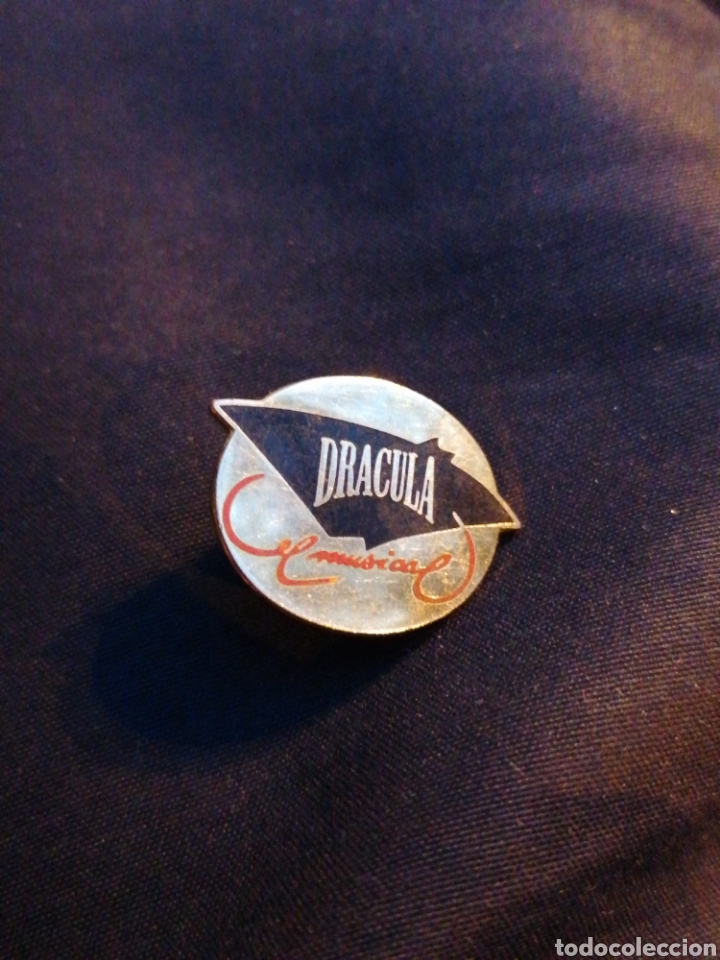 Pins de colecci&oacute;n: PIN Dr&aacute;cula el musical