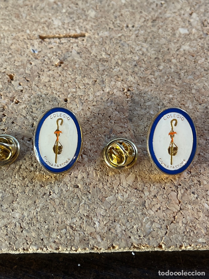 Pins de colecci&oacute;n: Pins colegio Divina Pastora