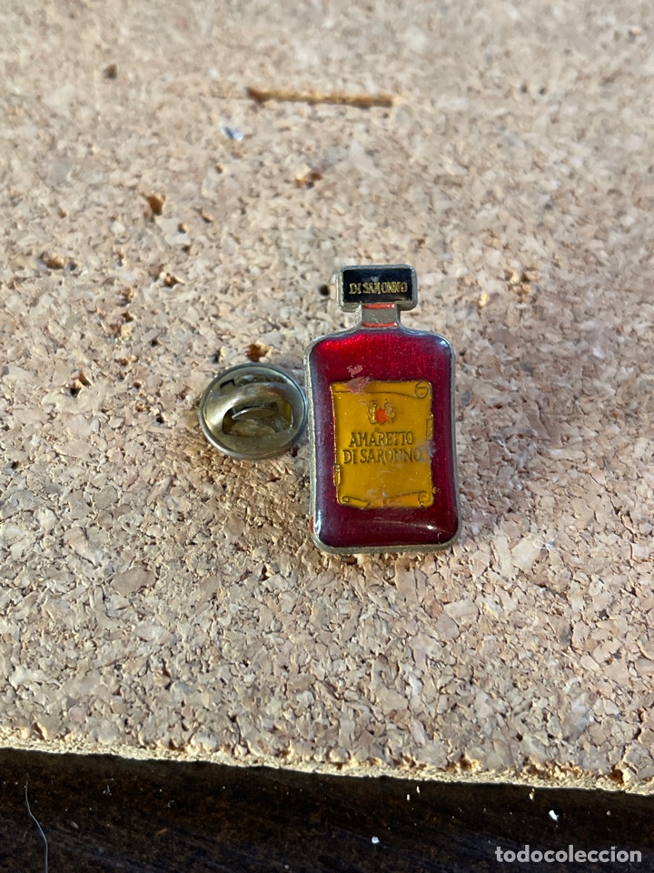 Pin's de collection: Pin Amareto de Soranno