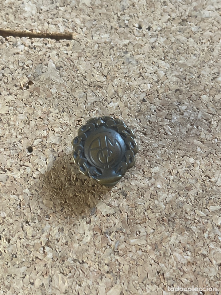 Pins de colecci&oacute;n: Insignia de solapa a identificar - Foto 1