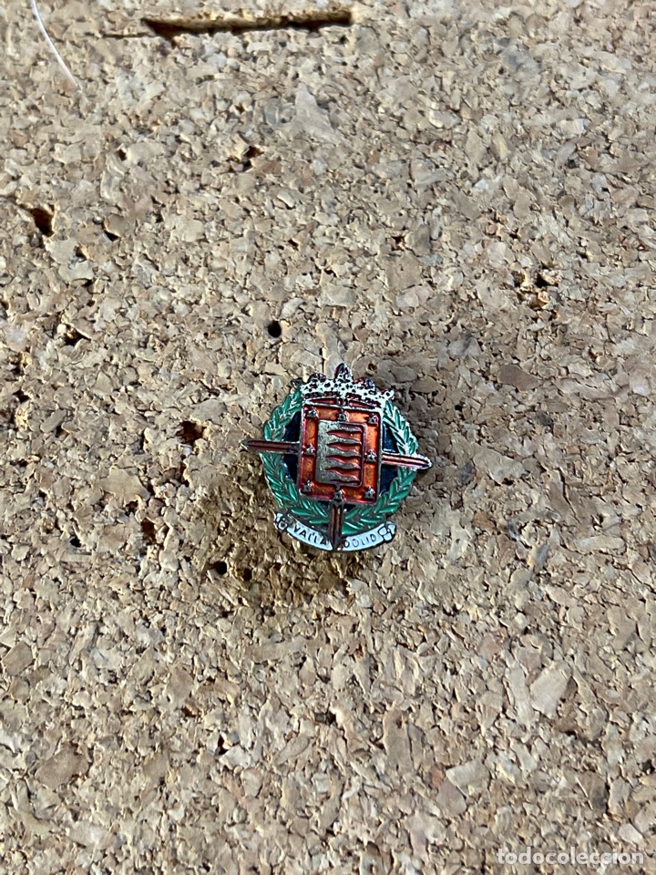 Sammlung von Pins: Antigua insignia alfiler de Valladolid