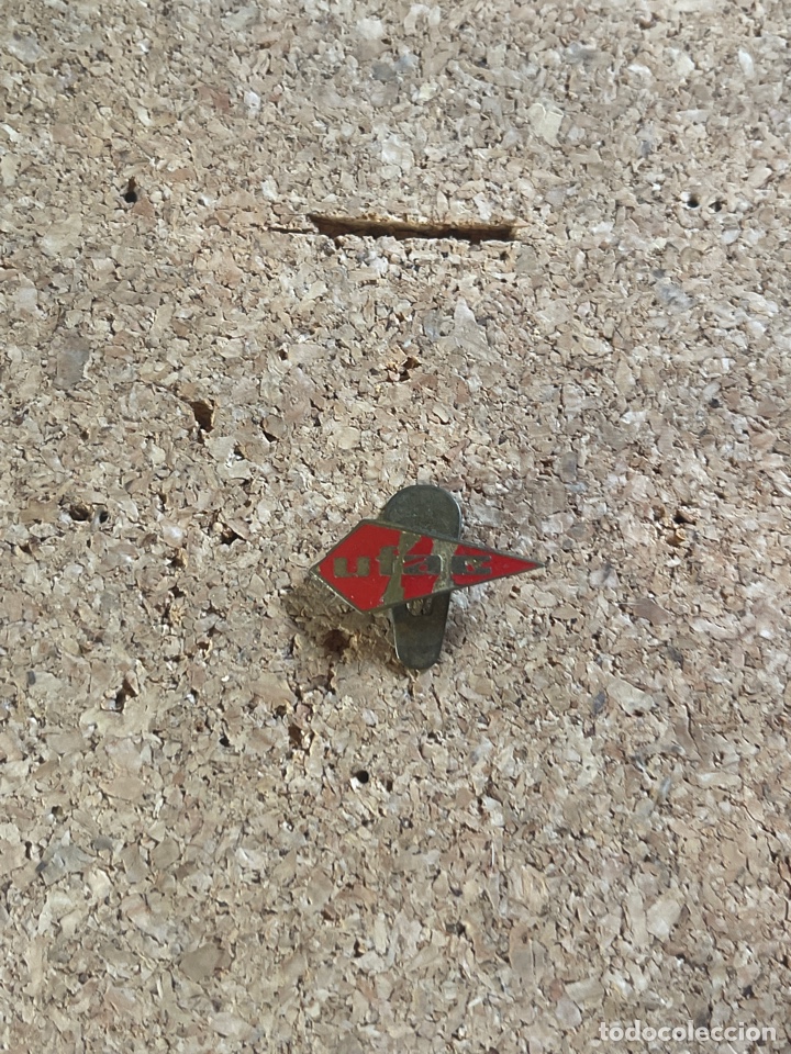 Pins de colecci&oacute;n: Insignia de solapa ufac - Foto 1