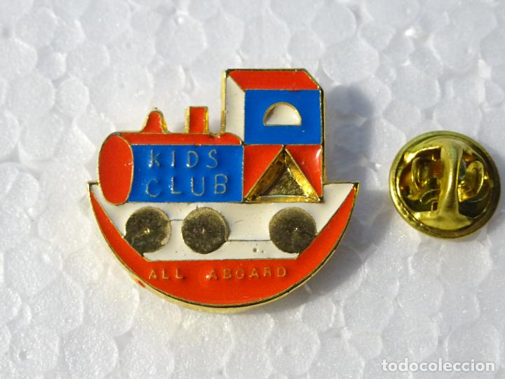 Collection pins: PIN DE TRENES FERROCARRILES. KIDS CLUB TODOS AL TREN ALL ABOARD