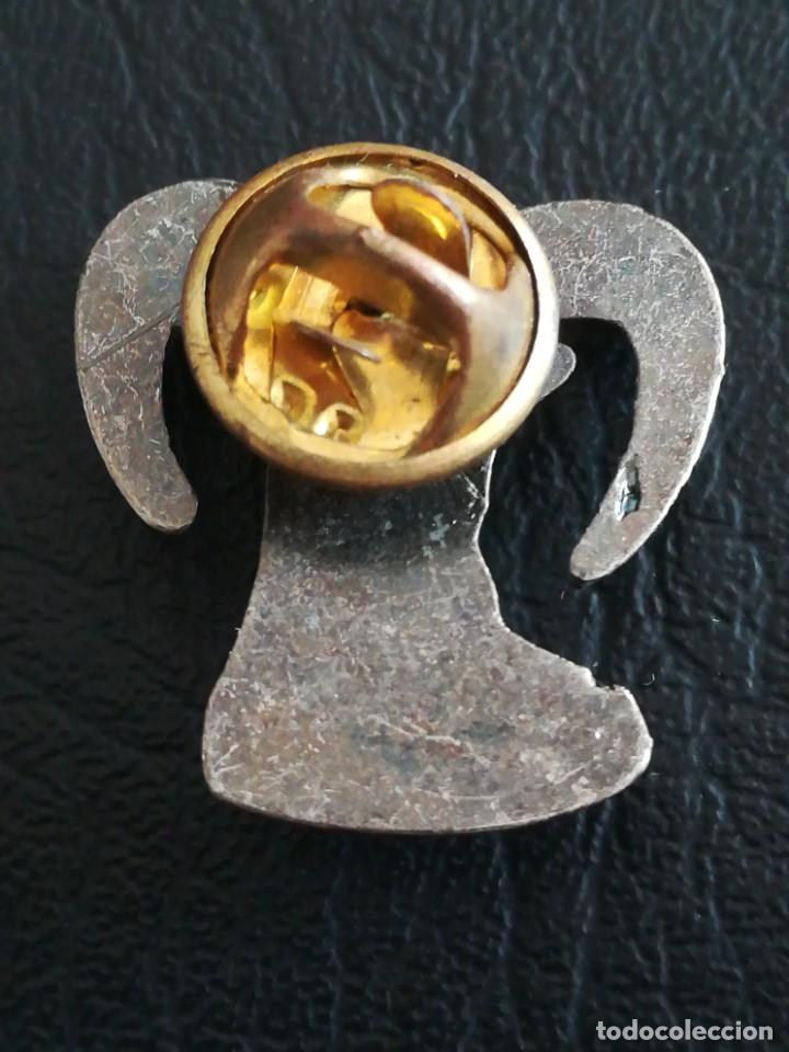 Pins de colecci&oacute;n: Pins cabeza de obeja - Foto 2