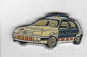 Pins de colecci&oacute;n: Pin Volkwagen Golf. Mosos d'Escuadra. 13-aut213