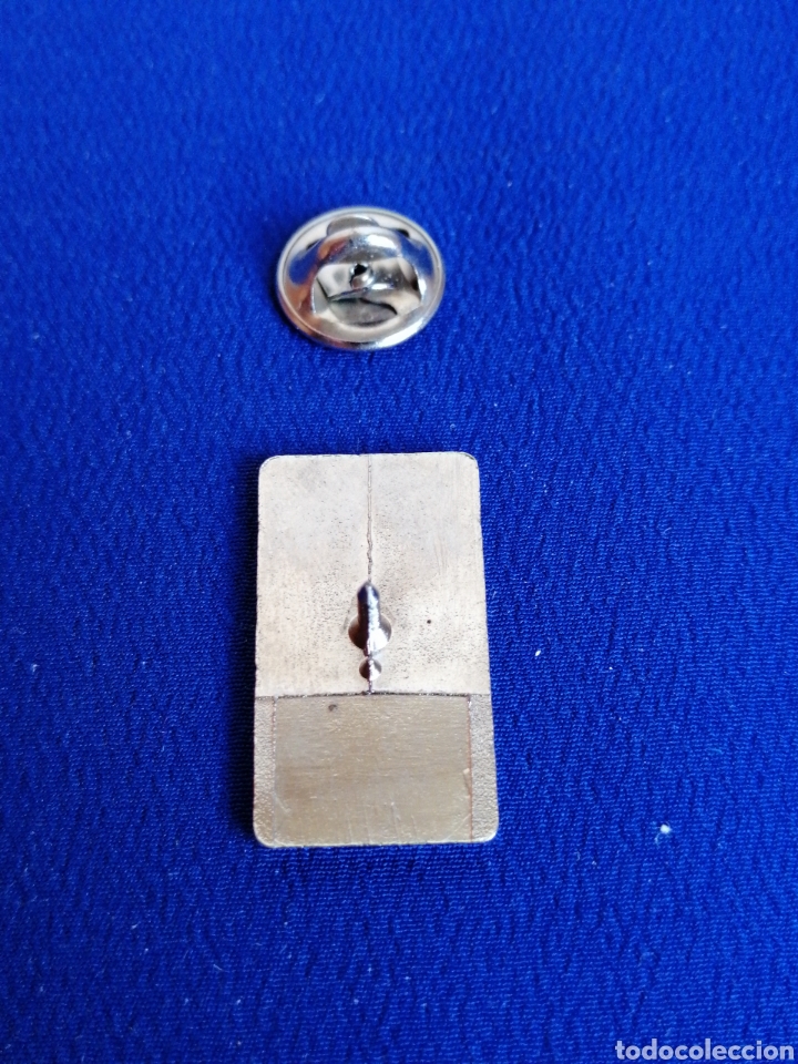 Pins de colecci&oacute;n: CASTROL MOTO PIN - Foto 2