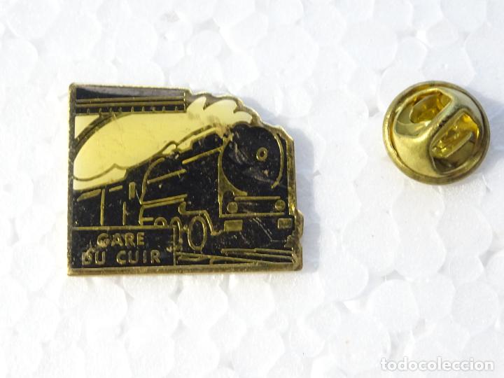 Pin's de collection: PIN DE TRENES FERROCARRILES. FRANCIA. GARE DU CUIR ESTACI&Oacute;N FFCC