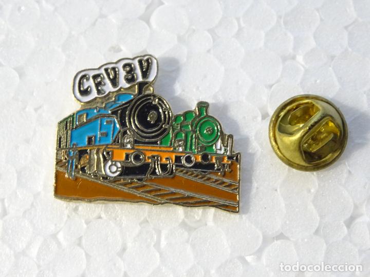Pins e Spille di collezione: PIN DE TRENES FERROCARRILES. FRANCIA. LOCOMOTORAS CFV3V