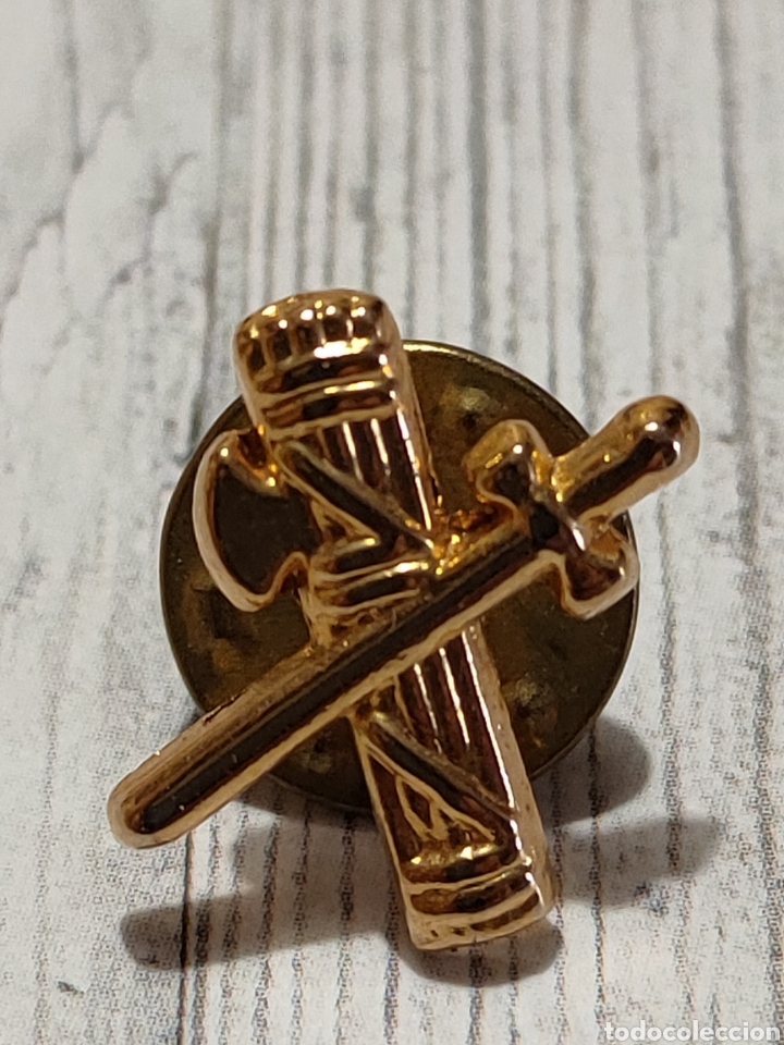 Pin de la Benem&eacute;rita