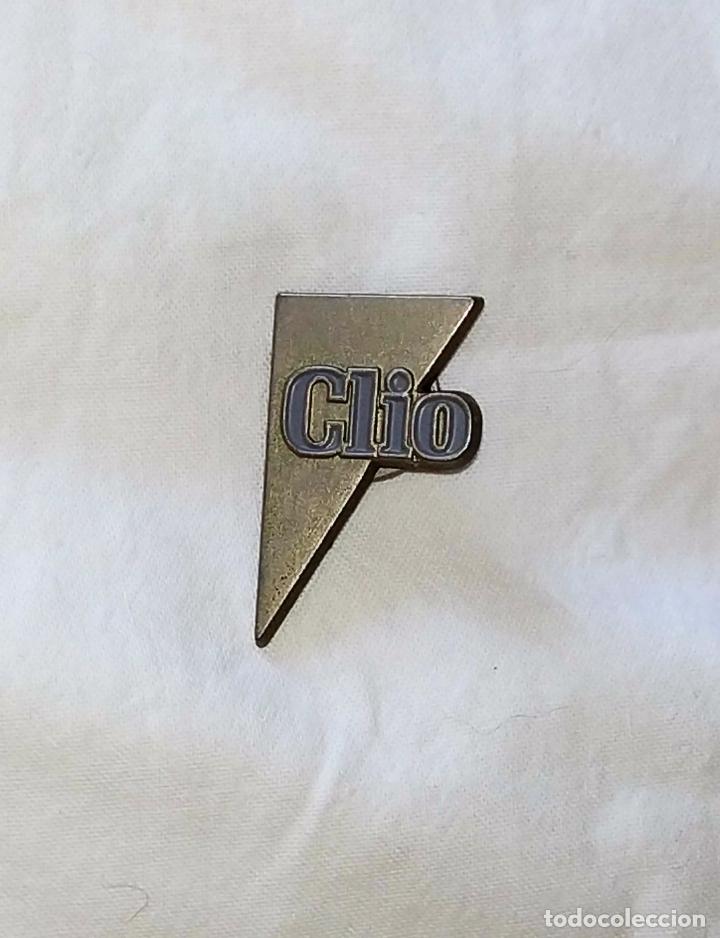 Pin's de collection: Pin de la marca CLIO - Merchandising