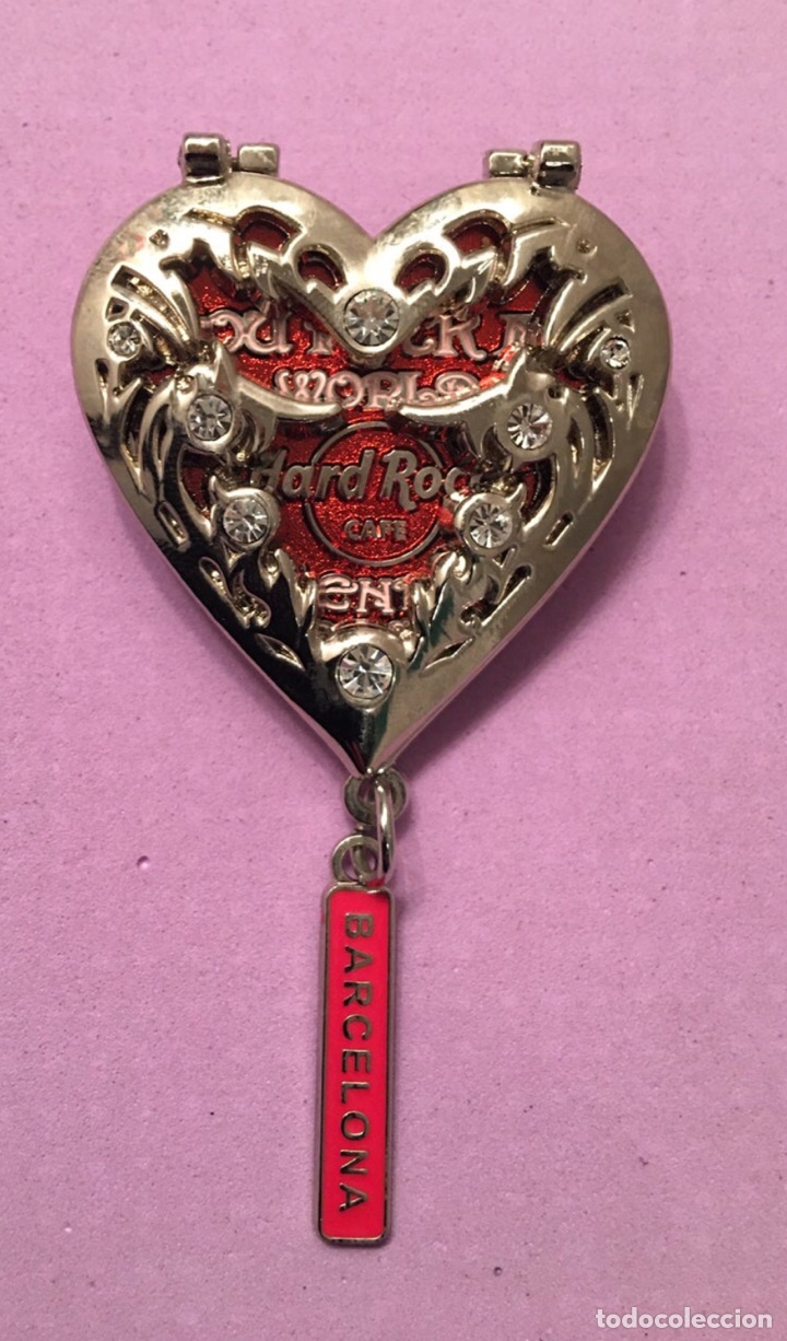 Pin's de collection: Hard Rock Cafe Barcelona - Pin Valentine's Day 2008