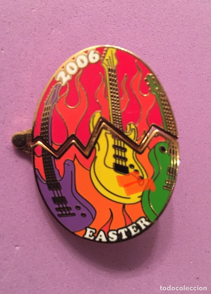 Pin's de collection: Hard Rock Cafe Barcelona - Pin Easter 2006