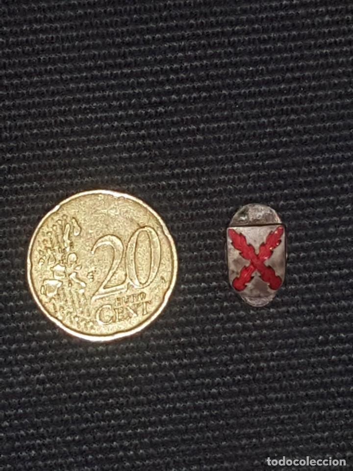 Pins de colecci&oacute;n: ANTIGUO PIN CARLISTA. PLATA. S. XIX