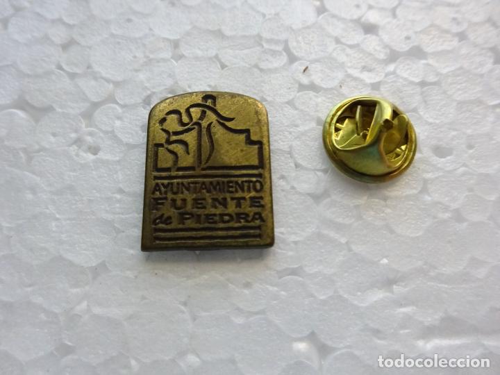 Pins de cole&ccedil;&atilde;o: PIN DE TURISMO. AYUNTAMIENTO DE FUENTE DE PIEDRA, M&Aacute;LAGA