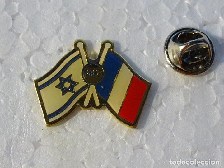 Sammlung von Pins: PIN DE TURISMO BANDERAS. BANDERA DOBLE. ISRAEL FRANCIA MINISTERIO DEFENSA ISRAEL&Iacute;