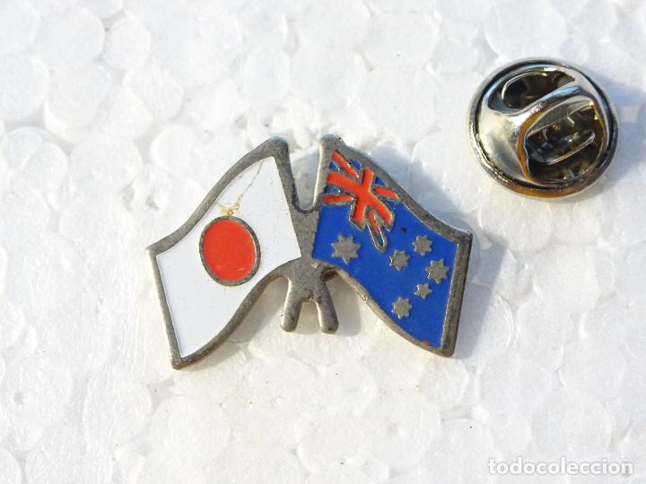 Pins de cole&ccedil;&atilde;o: PIN DE TURISMO BANDERAS. BANDERA DOBLE. JAP&Oacute;N AUSTRALIA