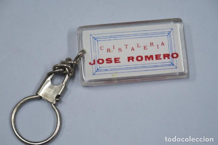Pin's de collection: LLAVERO. CRISTALERIA JOSE ROMERO