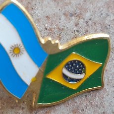 Pins de colección: PIN BANDERAS ARGENTINA/BRASIL