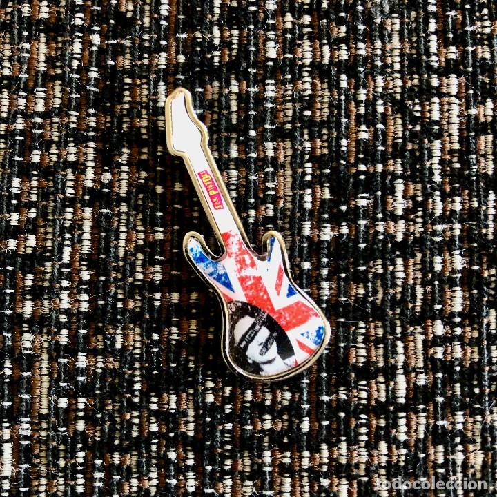 Pin's de collection: THSEX PISTOLS PIN MET&Aacute;LICO Y RESINA 4 CENT&Iacute;METROS, DOBLE CIERRE ART&Iacute;CULO NUEVO Y SIN USO