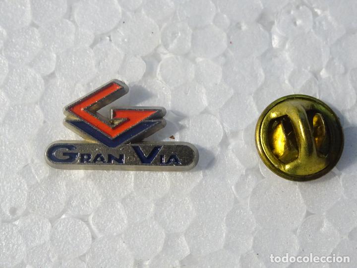 Pins de cole&ccedil;&atilde;o: PIN CENTRO COMERCIAL. GRAN V&Iacute;A MADRID ?