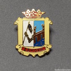 Pins de colección: ANTIGUA INSIGNIA GRANDE CON AGUJA DE LA PROVINCIA DE ZAMORA, AÑOS 60