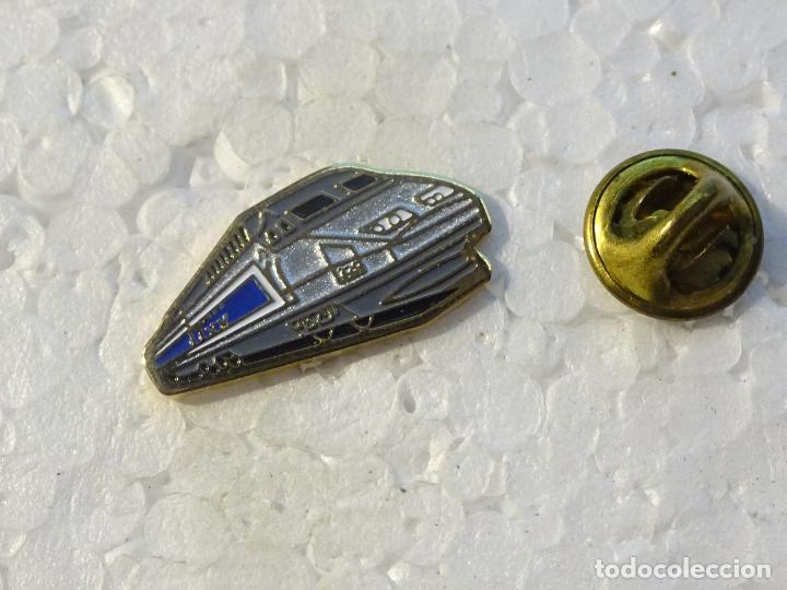 Pins de cole&ccedil;&atilde;o: PIN DE TRENES FERROCARRILES. FRANCIA. TREN LOCOMOTORA TGV ALTA VELOCIDAD