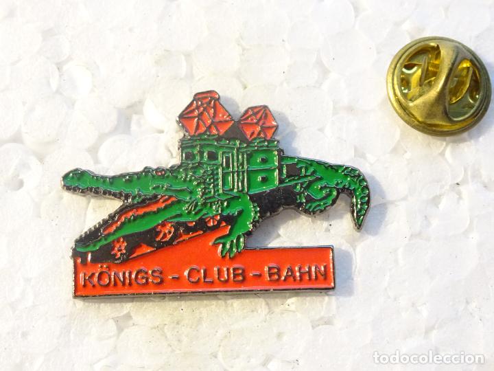 Pins e Spille di collezione: PIN DE TRENES FERROCARRILES. SUIZA. LOCOMOTORA COCODRILO K&Ouml;NIGS CLUB BAHN