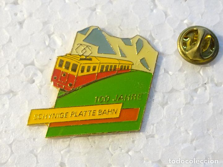 Sammlung von Pins: PIN DE TRENES FERROCARRILES. SUIZA. SCHYNIGE PLATTE BAHN 100 A&Ntilde;OS