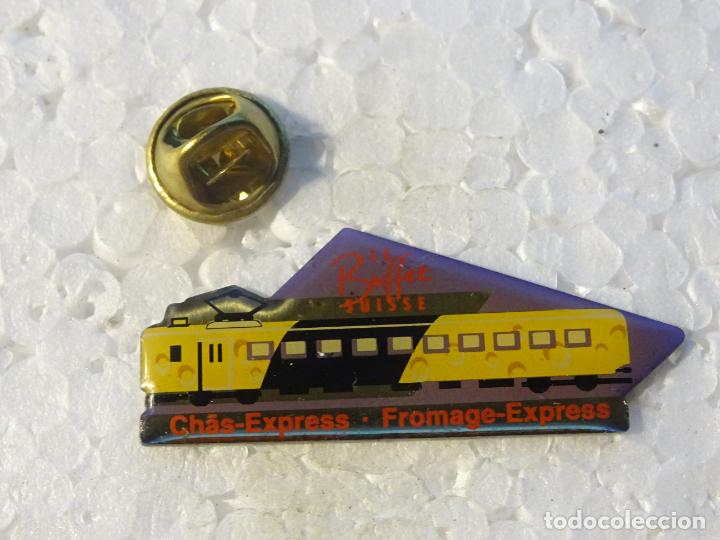 Sammlung von Pins: PIN DE TRENES FERROCARRILES. SUIZA. LOCOMOTORA EXPRESO DEL QUESO BUFFET SUISSE FROMAGE EXPRESS