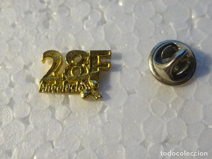 Pin's de collection: PIN POL&Iacute;TICO SINDICAL REIVINDICATIVO. 28 FEBRERO D&Iacute;A ANDALUCIA