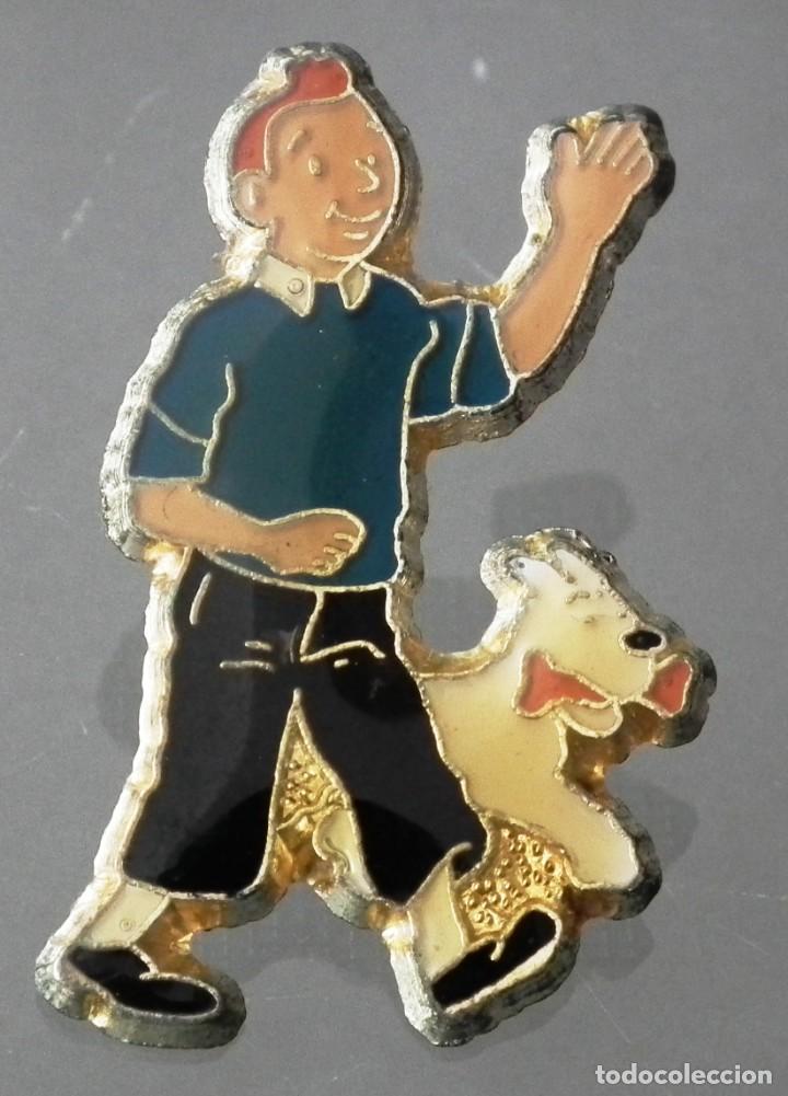 Pins de colecci&oacute;n: ANTIGUO PIN TINT&Iacute;N Y MIL&Uacute; - PANTAL&Oacute;N NEGRO - HUESO MIL&Uacute; ROJO