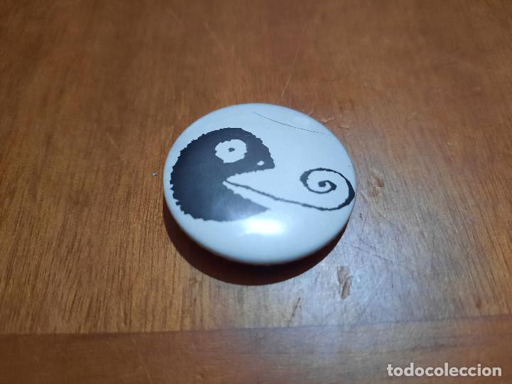 Pins de colecci&oacute;n: CAMALE&Oacute;N CON LENGUA FUERA. LOGO. CHAPA. PIN. 0.31 MM DETR&Aacute;S MET&Aacute;LICA BUEN ESTADO. SIN USO. DIFICIL