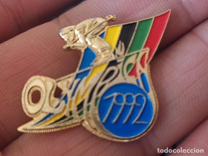 Pins de colecci&oacute;n: ESQUI SKY PIN PINCHO OLIMPIADAS ALBERVILLE 1992 DEPORTES INVIERNO 3,5 CM LARGO PINTURA LACADA